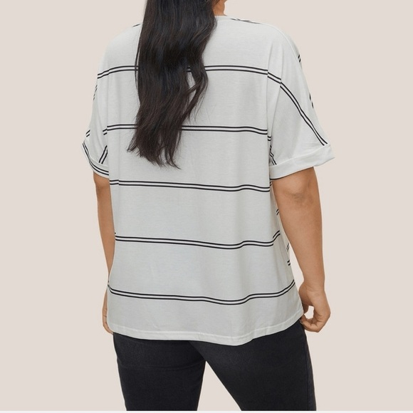 BloomChic Plus Size 2XL Striped Contrast Dolman Sleeve T-Shirt White us18-20 - Picture 2 of 4